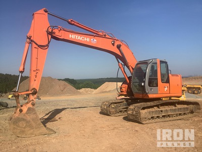 2005 Hitachi ZX225USLC Excavadora de Cadenas