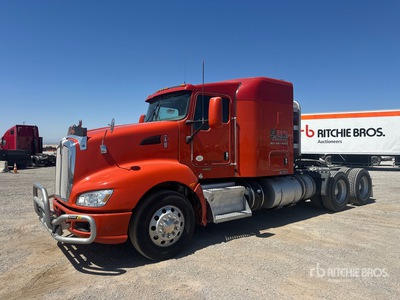2014 Kenworth T600 6x4 T/A Sleeper Truck Tractor