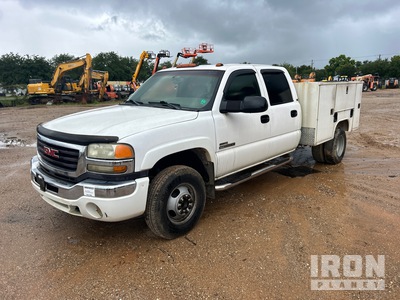 2003 GMC 3500 4x2 Crew Cab Utility Truck
