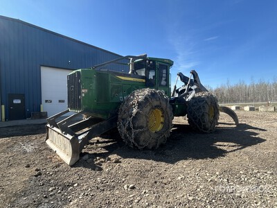 2015 John Deere 848L Skidder