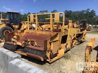 1999 Blaw-Knox RW100 Wegverbreder (Inoperable)