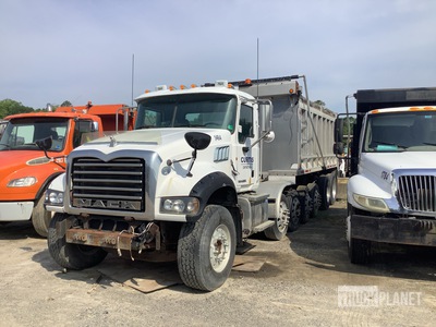 2015 Mack GU713 14x4 Autocarro ribaltabile 5 assi