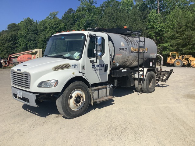 Rosco Maximizer II on 2014 Freightliner Business Class M2 4x2 Asphalt Distributor Truck