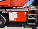 Hydraulics - Crane Carrier/Chassis with Hydraulic Tank