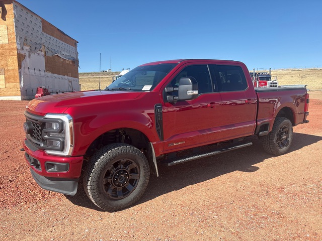 2024 Ford F-250 Lariat 4x4 Crew Cab Pickup 2024 Ford F-250 Lariat 4x4 Crew Cab Pickup