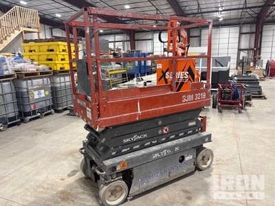 2017 Skyjack SJIII 3219 Electric Scissor Lift