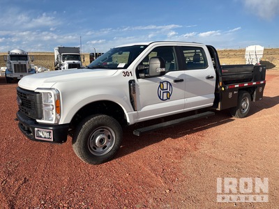 2023 Ford F-250 XL 4x4 Crew Cab Flatbed Truck