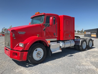 2015 Kenworth T800 6x4 Tractocamion con Dormitorio / Sleeper Truck Tractor