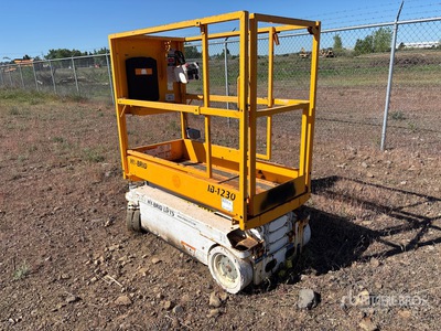 2016 Hy-Brid HB-1230 Electric Scissor Lift (Inoperable)