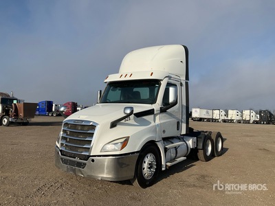 2021 Freightliner Cascadia 126 6x4 T/A Day Cab Truck Tractor