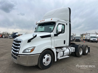 2020 Freightliner Cascadia 126 6x4 T/A Day Cab Truck Tractor