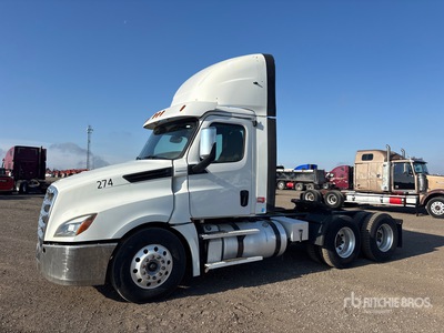 2020 Freightliner Cascadia 126 6x4 T/A Day Cab Truck Tractor