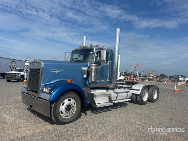 2005 Kenworth W900 6x4 T/A Day Cab Truck Tractor