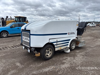 2014 Olympia Millennium Ice Resurfacer
