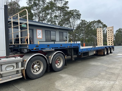 2023 AAA Tri/A Step Deck Trailer