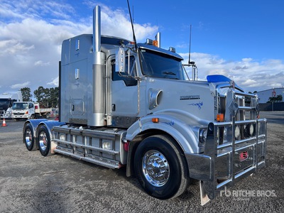 2015 Kenworth T409SAR 6x4 تراكتور شاحنة كابينة النوم (ثنائية المحور)