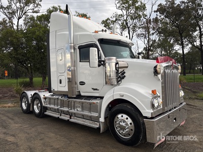 2018 Kenworth T610SAR 6x4 Sleeper Truck Tractor