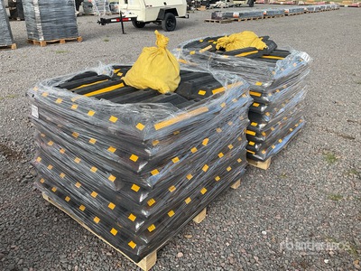 Quantity of (130) 2026 TL RPS-550 Lote de Topes para Estacionamiento (Sin Usar) / Rubber Parking Wheel Stoppper (Unused) (Unused)