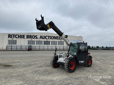2010 Bobcat T2250 Telehandler