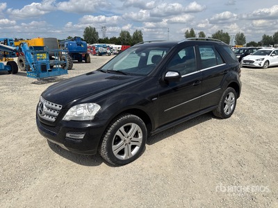 2011 Mercedes-Benz ML 300 CDI SUV Sport Utility Vehicle