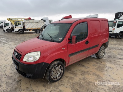 2008 Fiat Doblo شاحنة فان