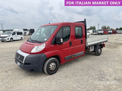 Fiat Ducato Crew Cab Flatbed Truck