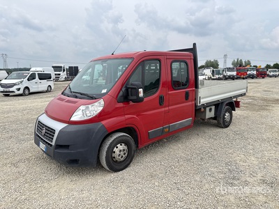 Fiat Ducato Crew Cab Flatbed Truck