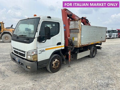 Benelli Gru 3800/2 Articulated Boom on Mitsubishi 4x2 Kipper-Lkw mit Kran