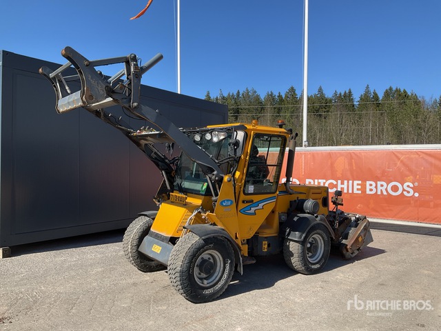 Wheel Loaders