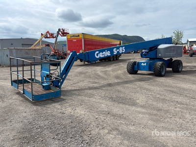 2009 Genie S85 4WD Diesel Telescopic Boom Lift