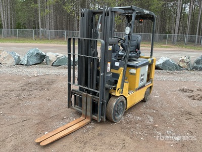 Cat EX4000-CC 2700 lb Elektrogabelstapler