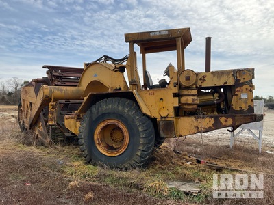 1975 Wabco 222G Motor Scraper (Inoperable)