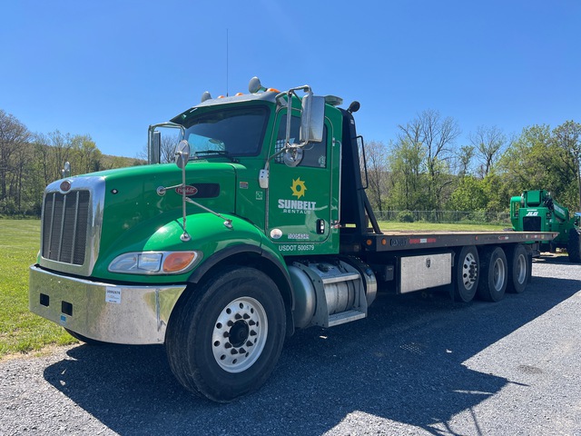 2019 Peterbilt 348 6x4 Rollback Truck