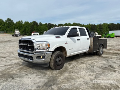 2022 Ram 3500 4x4 Crew Cab Utility Truck
