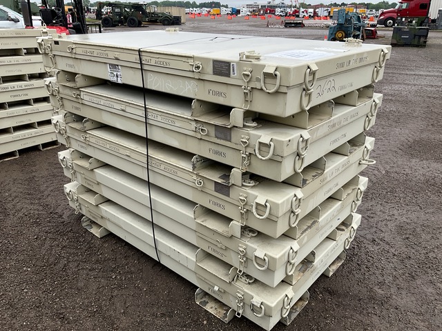 (5) Wel-Fab WFI-C130HD-SL4-T Collapsible Storage Containers