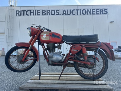 Gilera Giubileo EXTRA 124 Motocicletta d'epoca