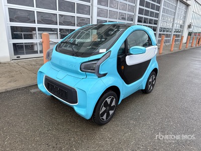 2024 XEV Yoyo electric mini car, 2-seater Auto