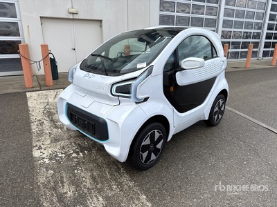 2024 XEV Yoyo electric mini car, 2-seater Auto