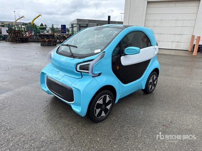 XEV Yoyo electric mini car, 2-seater Auto