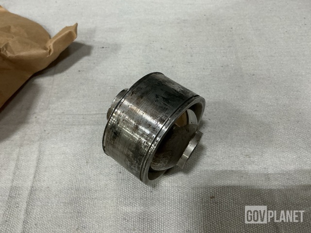Surplus (8) Sikorsky Aircraft SB5303-103 Self-Aligning Plain