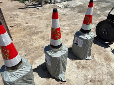 Quantity of (20) 15 in x 27 in Traffic Cones (Unused)