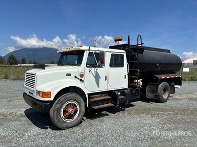 1995 International 4700 4x2 Water Truck