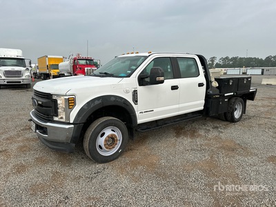 2019 Ford F-550 XL 4x4 Crew Cab Camión Caja Abierta