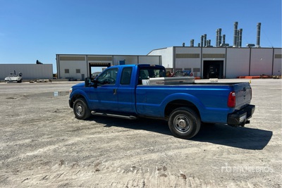 2016 Ford F-350 XL 4x2 Extended Cab Ute