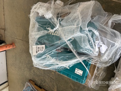 Quantity of (2) Makita HM1307CB Demolition Hammer