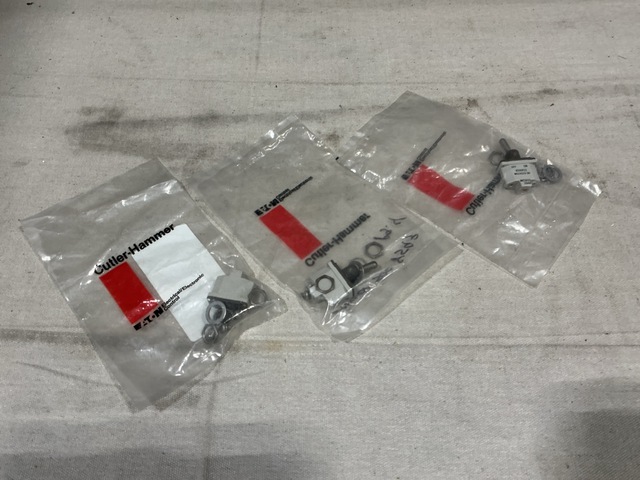 (98) Eaton 8520K2 Toggle Switches