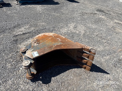 16 in Digging Excavator Bucket