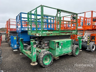 2018 Skyjack SJ6832 RT 4x4 Diesel Scissor Lift