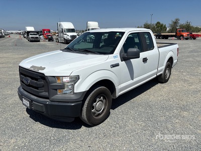 2015 Ford F-150 XL 4x2 Extended Cab Pickup