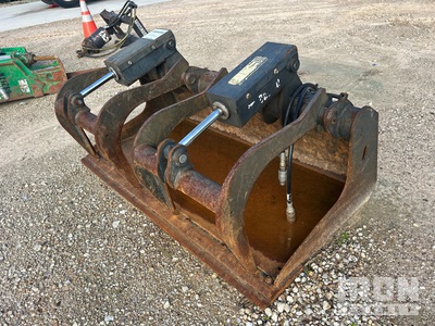 2019 Bobcat 62 in Skid Steer Grapple Bucket
